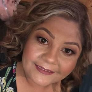 Meet your Posher, Cynthia